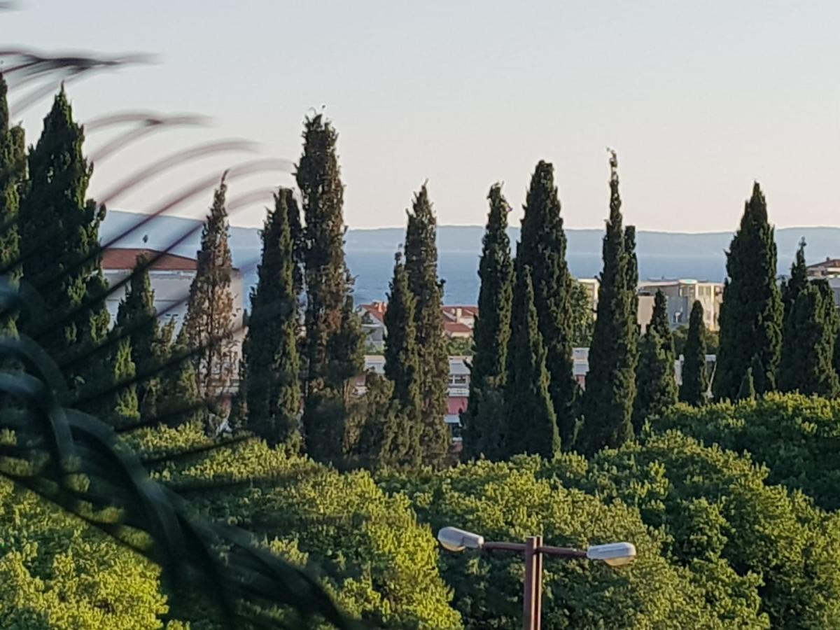 Apartment Davor Split Bagian luar foto