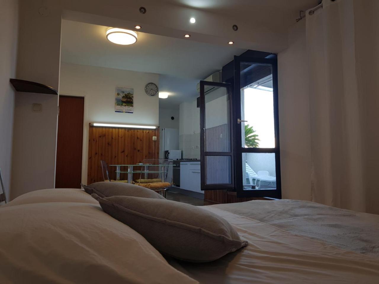 Apartment Davor Split Bagian luar foto